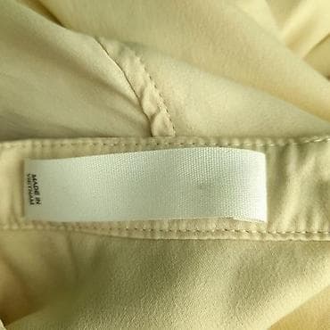 Bluza mango, vel. M, viskoza marka: mango veličina: m materijal na lalafo.rs — 6 Bluza mango, vel. M, viskoza marka: mango veličina: m materijal — 6