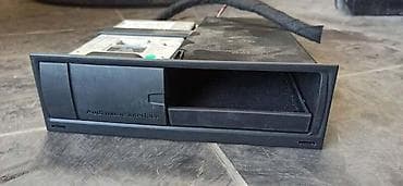 AMI MUSIC INTERFACE ZA AUDI A6, A8, Q7 | Audi Ami music interface na lalafo.rs AMI MUSIC INTERFACE ZA AUDI A6, A8, Q7 | Audi Ami music interface