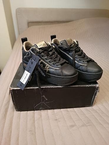 Replay patike – crno/zlatne - Model: patike sa pertlama, niža na lalafo.rs — 7 Replay patike – crno/zlatne - Model: patike sa pertlama, niža — 7