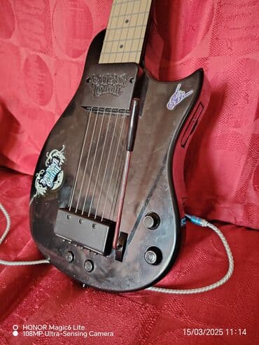 Guitars: ( SPECIJALNA JEDINSTVENA PAMETNA-SMART ELEKTRIČNA GITARA SA LCD at lalafo.rs — 3 Guitars: ( SPECIJALNA JEDINSTVENA PAMETNA-SMART ELEKTRIČNA GITARA SA LCD — 3
