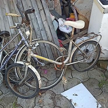 Stari gradski/retro bicikli – više komada, pogodno za restauraciju ili na lalafo.rs — 3 Stari gradski/retro bicikli – više komada, pogodno za restauraciju ili — 3