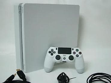 U ponudi je Sony PlayStation 4 — najnoviji Slim model. Za više na lalafo.rs U ponudi je Sony PlayStation 4 — najnoviji Slim model. Za više