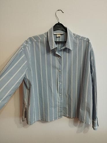 H&M košulja kraćeg modelaima prugice.Pozadi ima manji šlic na lalafo.rs — 2 H&M košulja kraćeg modelaima prugice.Pozadi ima manji šlic — 2