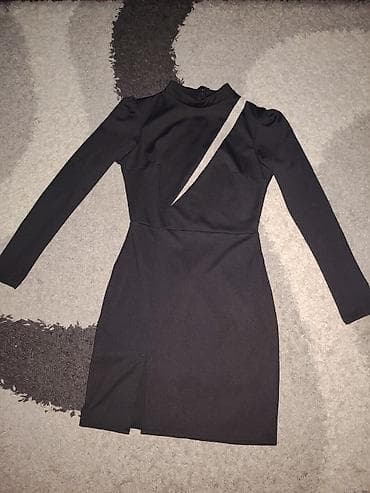 Crna mini haljina New Imperial, veličina EUR 36 (UK 8 / US 4) na lalafo.rs Crna mini haljina New Imperial, veličina EUR 36 (UK 8 / US 4)