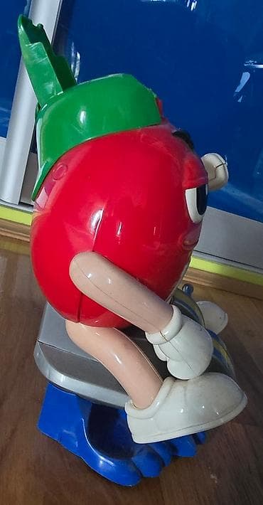 MM - M&M bonbone se ubace, i kad se povuce ruka ispadaju. Igracka na lalafo.rs — 3 MM - M&M bonbone se ubace, i kad se povuce ruka ispadaju. Igracka — 3