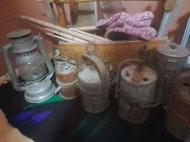 kom sa etiketom: Kolekcija starih lampi i fenjera – rudarske i petrolejske lampe - at lalafo.rs — 2 kom sa etiketom: Kolekcija starih lampi i fenjera – rudarske i petrolejske lampe - — 2