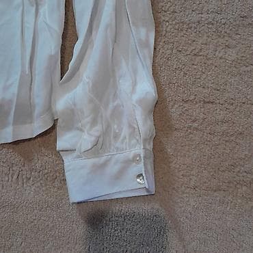 Nova ženska letnja bela tanka bluza košulja vel 36 ili XS Ženska na lalafo.rs — 9 Nova ženska letnja bela tanka bluza košulja vel 36 ili XS Ženska — 9