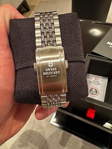 Wristwatches: Sat Swiss Military by Chrono Nenošen. Nov. - Švajcarski kvarcni at lalafo.rs — 4 Wristwatches: Sat Swiss Military by Chrono Nenošen. Nov. - Švajcarski kvarcni — 4