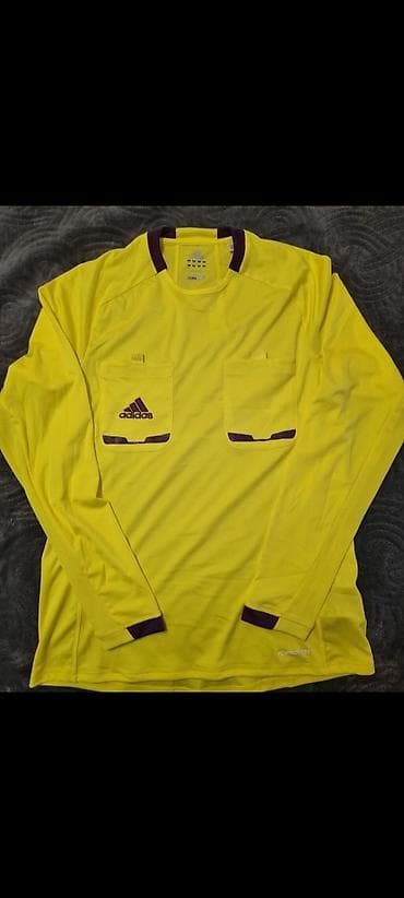 Adidas muška bluza, nova, S vel. - Model sa dva prednja džepa na at lalafo.rs Adidas muška bluza, nova, S vel. - Model sa dva prednja džepa na