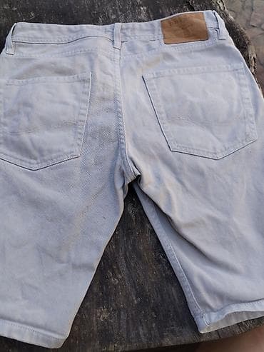 pantalone butiku ali: Jack & JONES Muske bermude S vel RASPRODAJA
Super ocuvana na lalafo.rs — 5 pantalone butiku ali: Jack & JONES Muske bermude S vel RASPRODAJA
Super ocuvana — 5