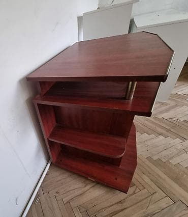 Dressers: Stalak/polica za TV.
Dim.: 80 x 75 x 52 at lalafo.rs — 4 Dressers: Stalak/polica za TV.
Dim.: 80 x 75 x 52 — 4