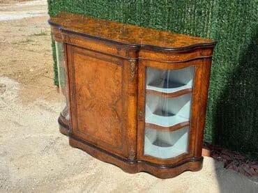 Antique Dressers: Stara stilska komoda u intarziji Stara stilska komoda Diskretno at lalafo.rs — 1 Antique Dressers: Stara stilska komoda u intarziji Stara stilska komoda Diskretno — 1