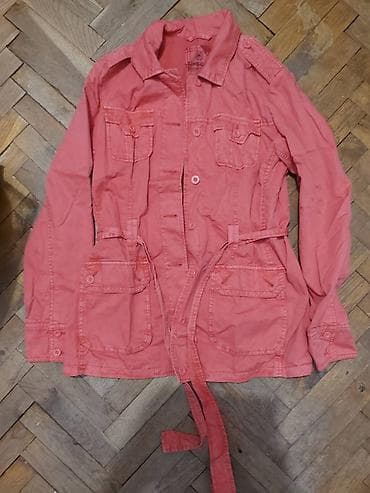 Prodajem mantil- jaknica. Timeout. Veličina 40. Licno preuzimanje na lalafo.rs — 1 Prodajem mantil- jaknica. Timeout. Veličina 40. Licno preuzimanje — 1