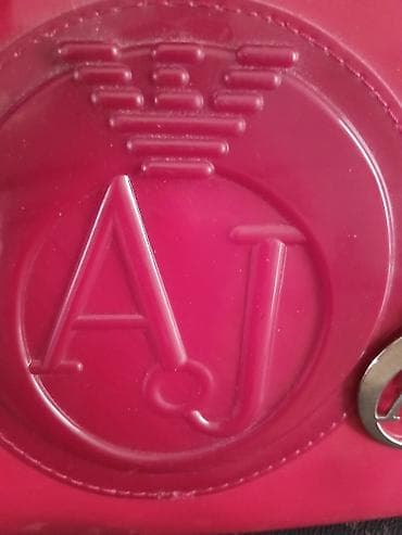 Armani jeans. nova. u pikaso crvenoj. za svaku preporuku at lalafo.rs — 6 Armani jeans. nova. u pikaso crvenoj. za svaku preporuku — 6