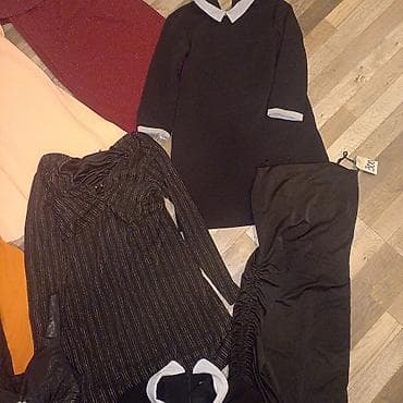 Lot elegantnih ženskih komada – razni krojevi i boje: - Crvena mini na lalafo.rs — 2 Lot elegantnih ženskih komada – razni krojevi i boje: - Crvena mini — 2