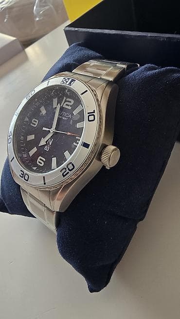 Nautica N83 muški ručni sat - Kućište i narukvica od nerđajućeg na lalafo.rs — 2 Nautica N83 muški ručni sat - Kućište i narukvica od nerđajućeg — 2