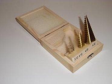 cepaci za drva: Set stepenastih burgija u drvenoj kutiji - 4 komada titanisano na lalafo.rs — 7 cepaci za drva: Set stepenastih burgija u drvenoj kutiji - 4 komada titanisano — 7