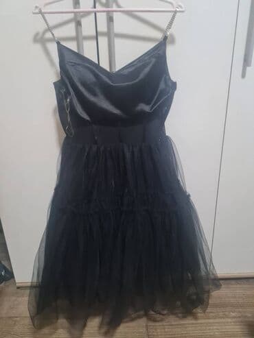 S (EU 36), bоја - Crna, Večernji, maturski, Na bretele na lalafo.rs S (EU 36), bоја - Crna, Večernji, maturski, Na bretele