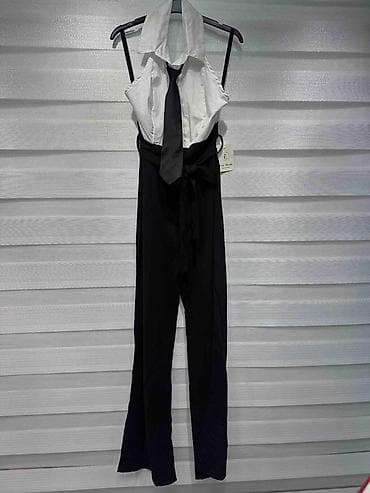 Jumpsuits: ✨Ženski elegantni kombinezon✨
2800 din at lalafo.rs — 4 Jumpsuits: ✨Ženski elegantni kombinezon✨
2800 din — 4