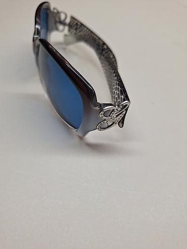 GUESS ženske sunčane naočare – original. 200€, sezonski popust 150€ na lalafo.rs — 4 GUESS ženske sunčane naočare – original. 200€, sezonski popust 150€ — 4