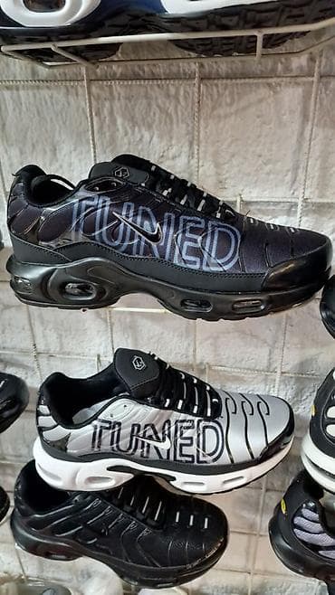 03. sve TN patike od 41 do 46 4000 din . nove boje🌸🌸 na lalafo.rs 03. sve TN patike od 41 do 46 4000 din . nove boje🌸🌸