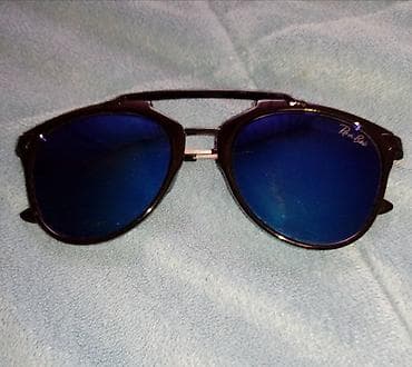 Naocare ža sunce u super stanju na lalafo.rs — 4 Naocare ža sunce u super stanju — 4