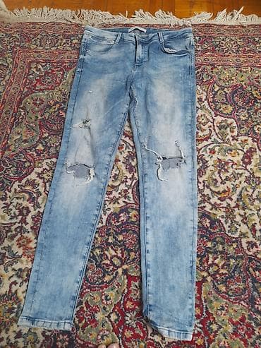 dve suknje po: Ženske farmerke i šorts – paket 1) Svetloplave skinny/ slim fit na lalafo.rs — 3 dve suknje po: Ženske farmerke i šorts – paket 1) Svetloplave skinny/ slim fit — 3