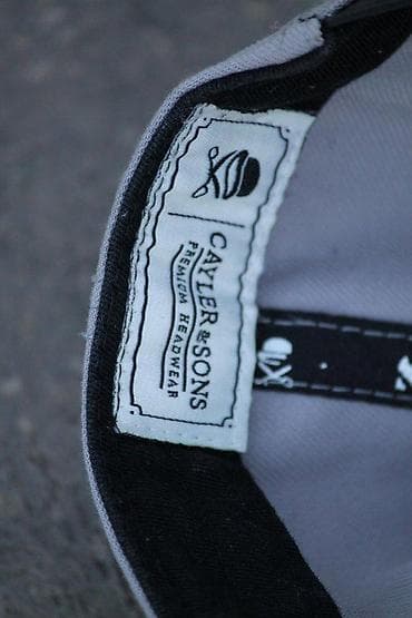 Cayler & Sons x Siggi Smallz kačket USA. Original. Siggi Smallz na lalafo.rs — 8 Cayler & Sons x Siggi Smallz kačket USA. Original. Siggi Smallz — 8