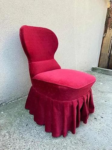 Antique Armchairs: Stilska damska polufotelja ✨ U dobrom stanju 📸 Kao na slikama 💶 at lalafo.rs — 5 Antique Armchairs: Stilska damska polufotelja ✨ U dobrom stanju 📸 Kao na slikama 💶 — 5