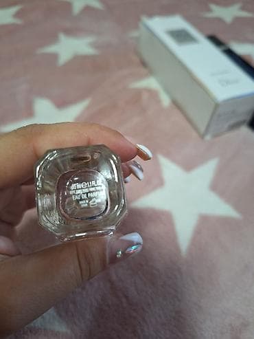 Beauty & Care: Burberry Body – Eau de Parfum mini - Brend: Burberry - Linija: Body - at lalafo.rs — 3 Beauty & Care: Burberry Body – Eau de Parfum mini - Brend: Burberry - Linija: Body - — 3