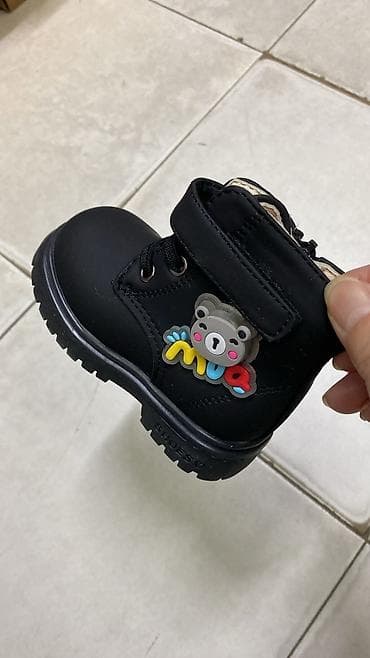 Teget i crne 20-25 broj
Decije cizmice 3300.din✅️ na lalafo.rs — 4 Teget i crne 20-25 broj
Decije cizmice 3300.din✅️ — 4