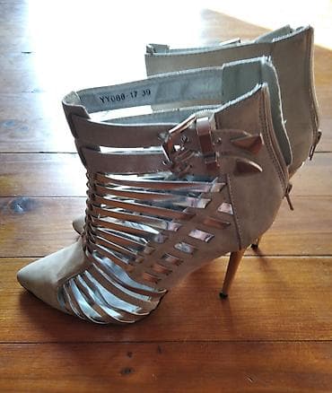 Obuca br.39 u skoro novom stanju na lalafo.rs — 4 Obuca br.39 u skoro novom stanju — 4