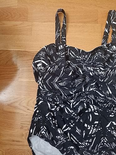 Kupaci kao nov,velicina xl na lalafo.rs — 4 Kupaci kao nov,velicina xl — 4