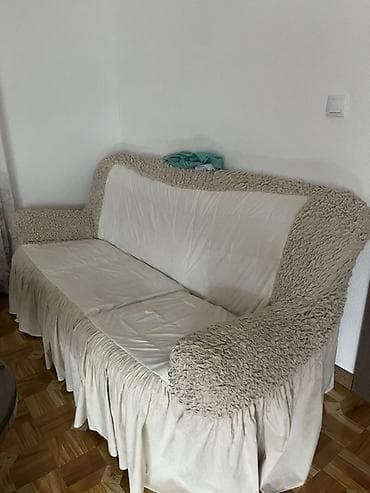 Trosed sa foteljom + elastične navlake - Komplet sadrži: trosed sa na lalafo.rs Trosed sa foteljom + elastične navlake - Komplet sadrži: trosed sa