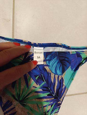 Zenski bikini kupaći kostim brenda Bonatti. Gornji deo je trouglastog na lalafo.rs — 3 Zenski bikini kupaći kostim brenda Bonatti. Gornji deo je trouglastog — 3