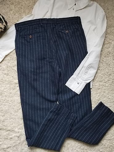 pantalone butiku ali: RALPH LAUREN lanene pantalone tamno plave boje sa prugama. Veličina na lalafo.rs — 6 pantalone butiku ali: RALPH LAUREN lanene pantalone tamno plave boje sa prugama. Veličina — 6
