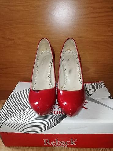 Crvene cipele sa visokom štiklom, izrađene sa lakovanim sjajnim na lalafo.rs — 3 Crvene cipele sa visokom štiklom, izrađene sa lakovanim sjajnim — 3