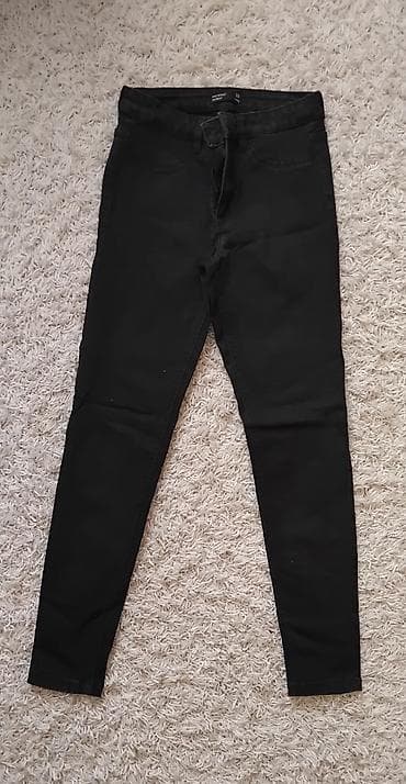 Bershka i Sinsay pantalone/ helanke. Velicina 38. Cena po komadu at lalafo.rs — 6 Bershka i Sinsay pantalone/ helanke. Velicina 38. Cena po komadu — 6