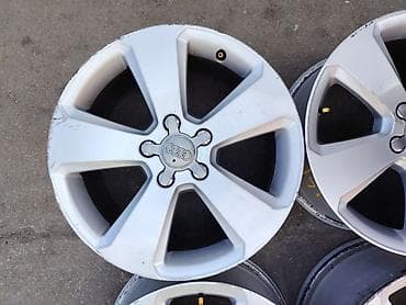 Transport: Alu felne audi 5x112 R17
7.5Jx17H2
Et51 at lalafo.rs — 4 Transport: Alu felne audi 5x112 R17
7.5Jx17H2
Et51 — 4