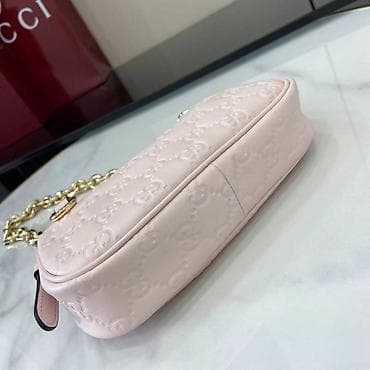 Mini torbica za rame od kože u puder roze boji, sa reljefnim na lalafo.rs — 7 Mini torbica za rame od kože u puder roze boji, sa reljefnim — 7