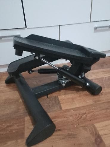 dve suknje po: Mini stepper za kućni trening - Kompaktan stepper sa dve široke at lalafo.rs — 2 dve suknje po: Mini stepper za kućni trening - Kompaktan stepper sa dve široke — 2