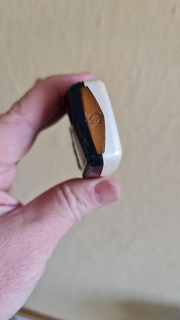 Lot starih Nokia telefona – 3 komada Modeli i opis: - Nokia 3510 at lalafo.rs — 7 Lot starih Nokia telefona – 3 komada Modeli i opis: - Nokia 3510 — 7