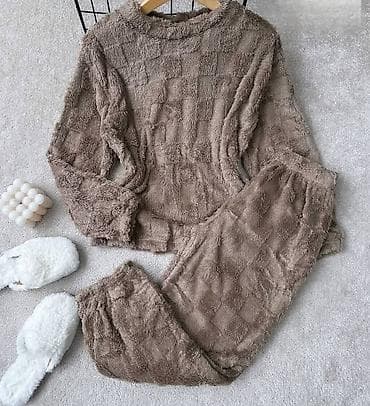 Nove pidzame deblje do xl broja. 2300 dinara.poručivanje u inbox at lalafo.rs — 2 Nove pidzame deblje do xl broja. 2300 dinara.poručivanje u inbox — 2