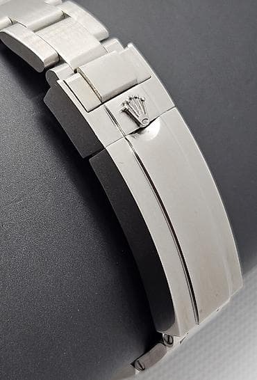 Rolex Submariner Starbucks - Model: Submariner Date - Kućište i na lalafo.rs — 2 Rolex Submariner Starbucks - Model: Submariner Date - Kućište i — 2