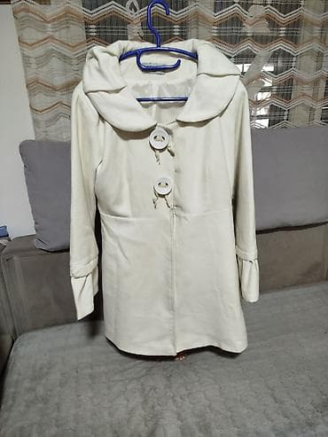 kozna jakna sa: Ženski kaput – krem/bele boje, brenda Perfect. - Kroj: A-linija na lalafo.rs — 1 kozna jakna sa: Ženski kaput – krem/bele boje, brenda Perfect. - Kroj: A-linija — 1