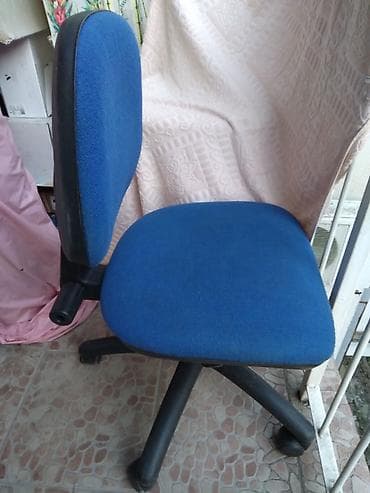 Table bases: Kancelarijska stolica plava ispravno podizanje, visina sedista at lalafo.rs — 2 Table bases: Kancelarijska stolica plava ispravno podizanje, visina sedista — 2