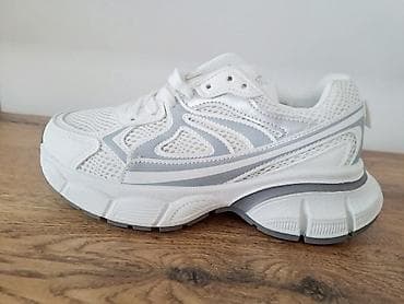 Puma zenske patike
Vel.41 na lalafo.rs — 1 Puma zenske patike
Vel.41 — 1
