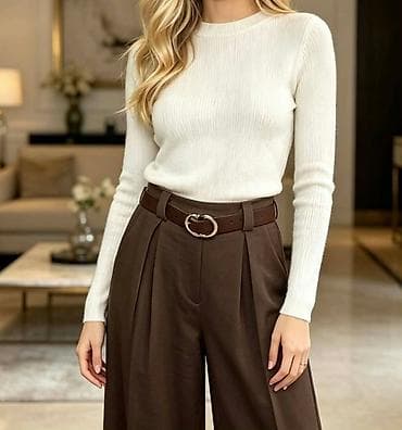 Pantalone
Cena 2600
Uni vel.
V20 at lalafo.rs — 4 Pantalone
Cena 2600
Uni vel.
V20 — 4