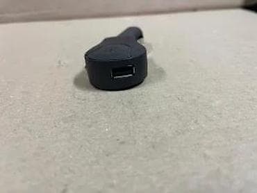 Auto punjači za telefone: Auto USB punjač za upaljač (12/24 V) - Kompaktan adapter za napajanje na lalafo.rs — 7 Auto punjači za telefone: Auto USB punjač za upaljač (12/24 V) - Kompaktan adapter za napajanje — 7