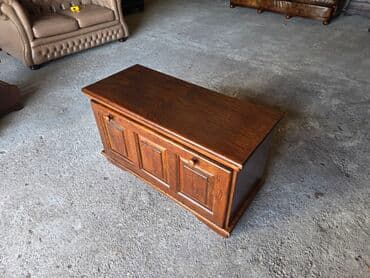 Dressers: Drvena komoda/ormarić za dnevnu sobu ili hodnik - Materijal: puno at lalafo.rs — 8 Dressers: Drvena komoda/ormarić za dnevnu sobu ili hodnik - Materijal: puno — 8